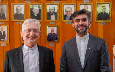 Provincial dos Jesuítas no Brasil recebe plano estratégico da PUC-Rio